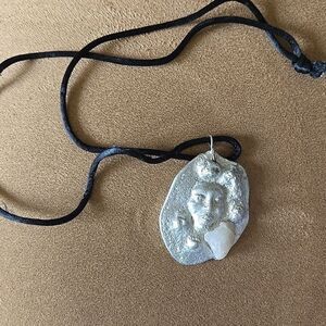 2 oz necklace unique piece silver toned with mixed material jewelry stone or gem